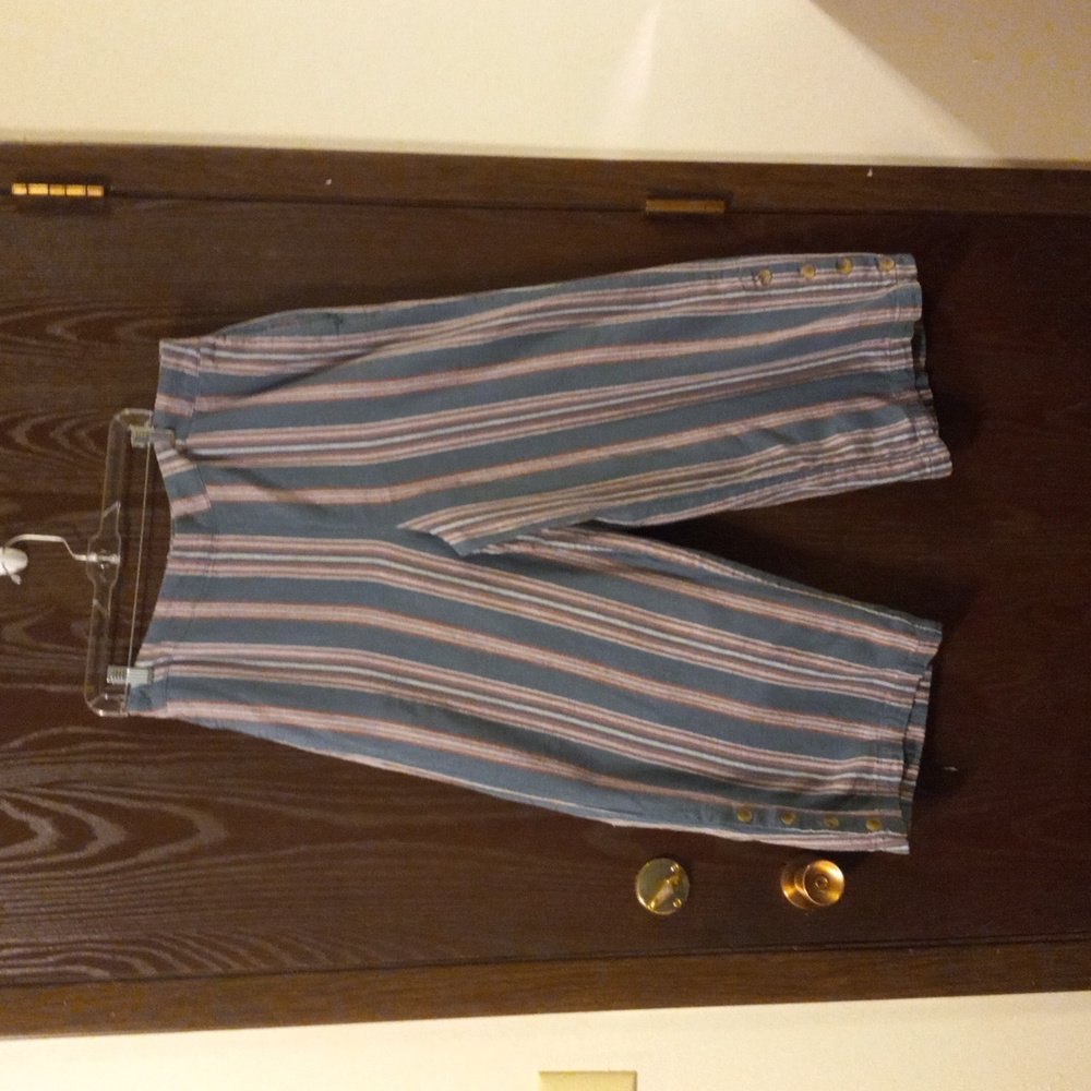 Ana cropped striped wide leg pants. Size XL. Elastic waist